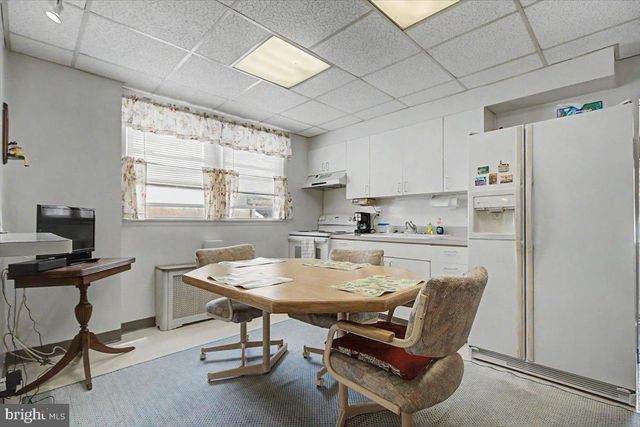 104 W SEVENTH ST, Bridgeport, PA 19405