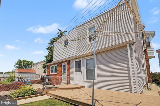 104 W SEVENTH ST, Bridgeport, PA 19405