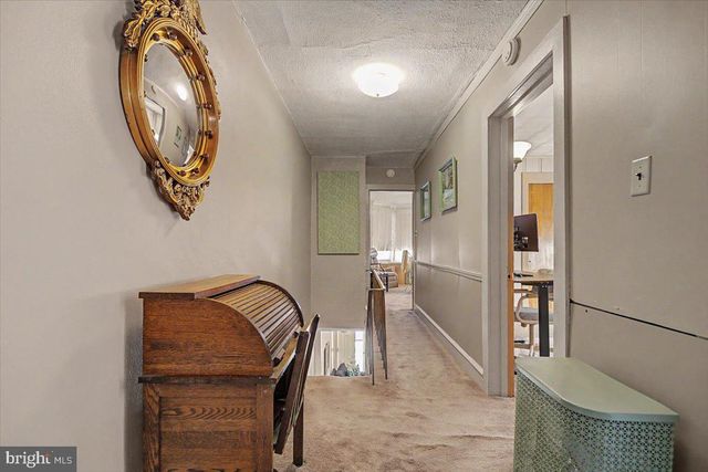 104 W SEVENTH ST, Bridgeport, PA 19405