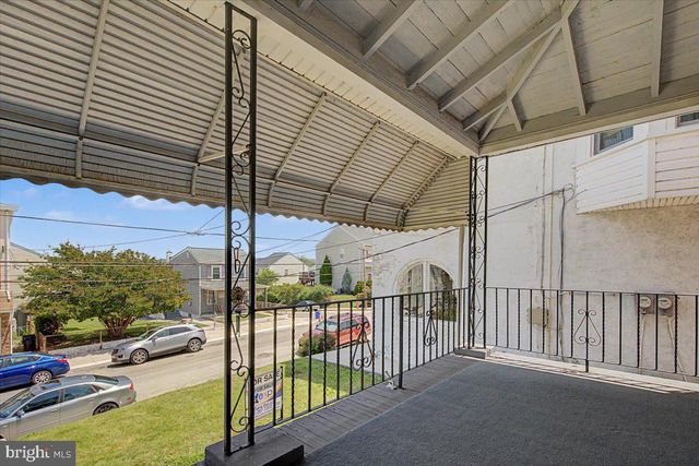 104 W SEVENTH ST, Bridgeport, PA 19405