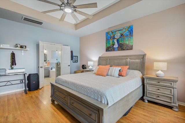 5135 Candlewood Drive, League City, TX 77573