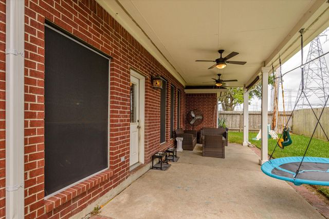 5135 Candlewood Drive, League City, TX 77573