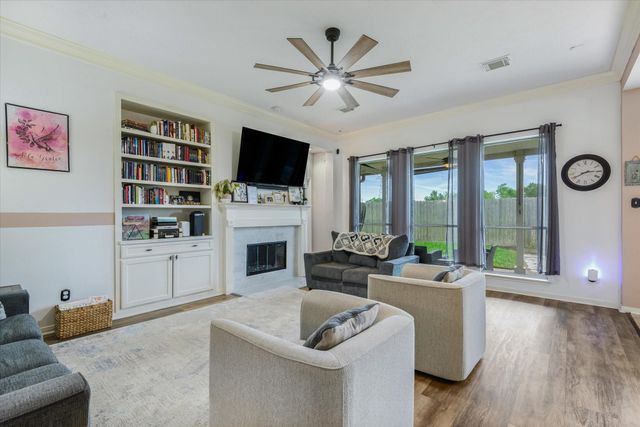 5135 Candlewood Drive, League City, TX 77573