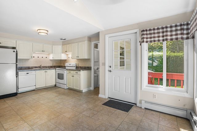 21 Glen Circle, Seymour, CT 06483