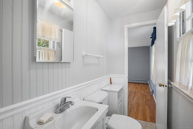 21 Glen Circle, Seymour, CT 06483