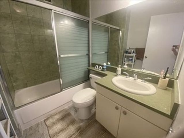 44 Washington St 401, Brookline, MA 02445