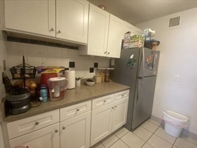 44 Washington St 401, Brookline, MA 02445