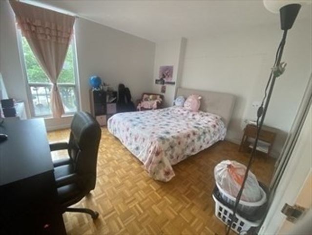 44 Washington St 401, Brookline, MA 02445