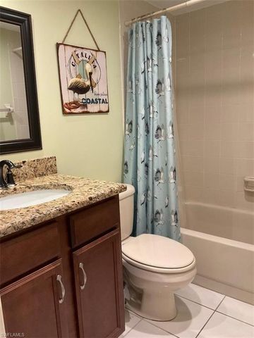 4919 Victoria DR 4, Cape Coral, FL 33904