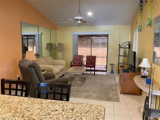 4919 Victoria DR 4, Cape Coral, FL 33904