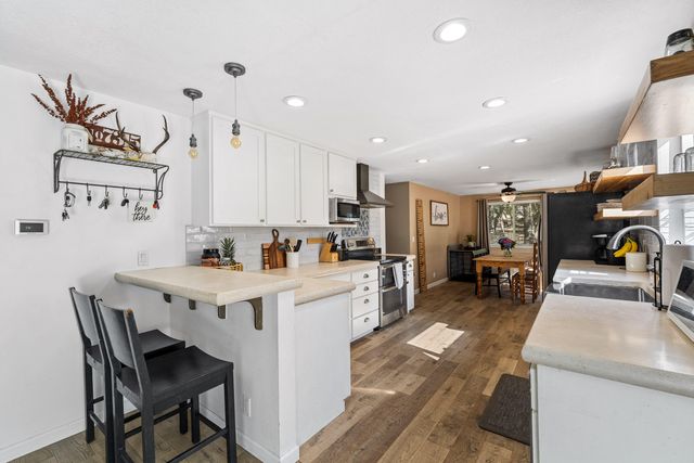 715 Timber Lane, Grants Pass, OR 97526