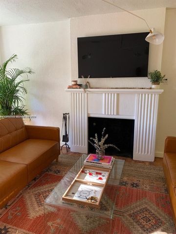 331 SW 19th Rd, Miami, FL 33129