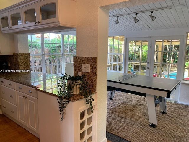 331 SW 19th Rd, Miami, FL 33129