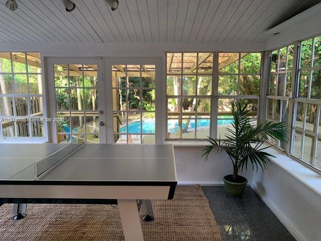 331 SW 19th Rd, Miami, FL 33129