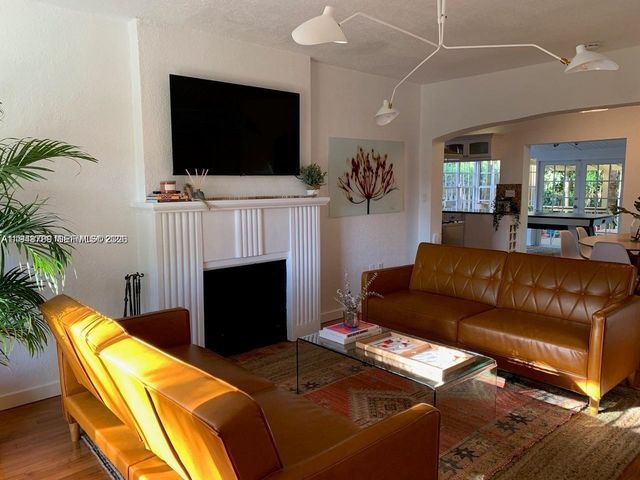 331 SW 19th Rd, Miami, FL 33129