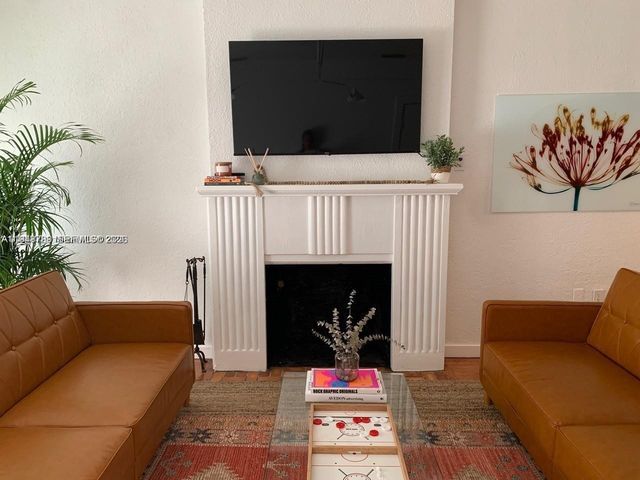 331 SW 19th Rd, Miami, FL 33129