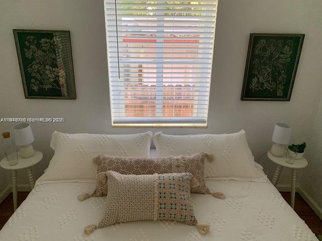 331 SW 19th Rd, Miami, FL 33129