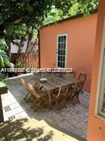 331 SW 19th Rd, Miami, FL 33129