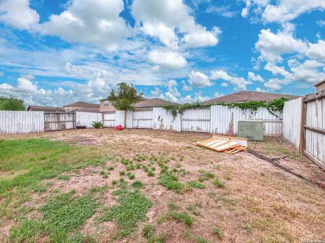 3423 Foster Meadows, San Antonio, TX 78222