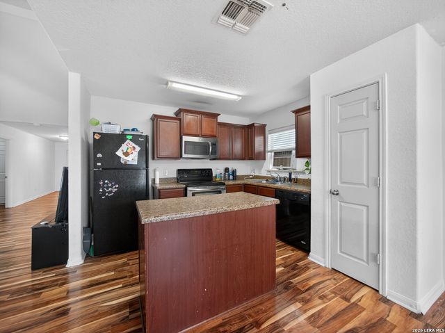 3423 Foster Meadows, San Antonio, TX 78222