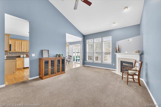 285 Stony Lake Drive, Oxford Charter Township, MI 48371