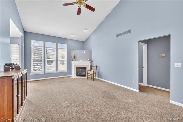 285 Stony Lake Drive, Oxford Charter Township, MI 48371