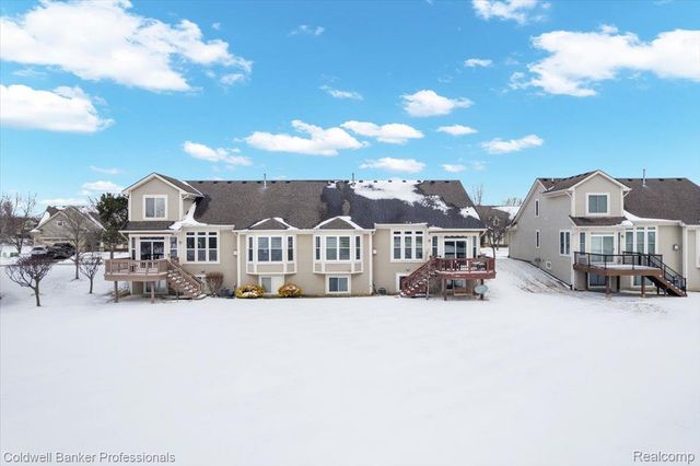 285 Stony Lake Drive, Oxford Charter Township, MI 48371