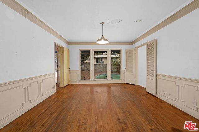 10546 Lindbrook Avenue, Los Angeles, CA 90024