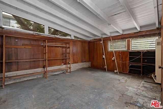 10546 Lindbrook Avenue, Los Angeles, CA 90024