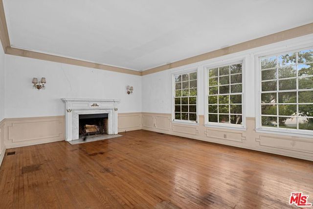 10546 Lindbrook Avenue, Los Angeles, CA 90024