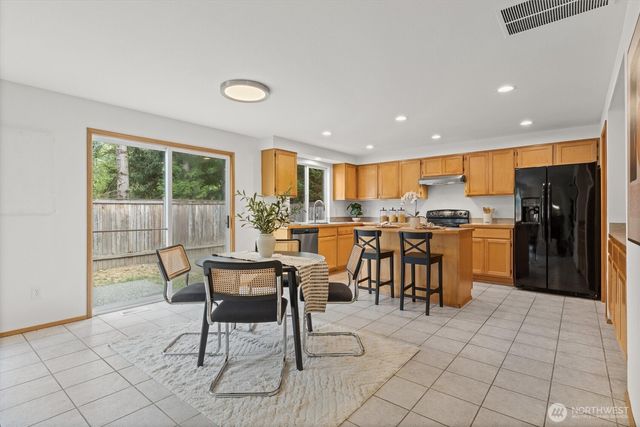 12828 175th Court SE, Renton, WA 98058