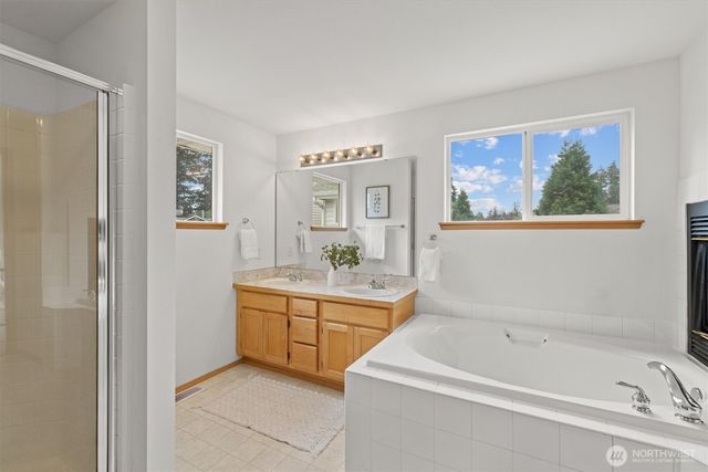 12828 175th Court SE, Renton, WA 98058