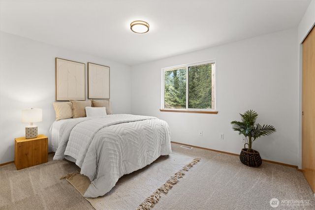 12828 175th Court SE, Renton, WA 98058