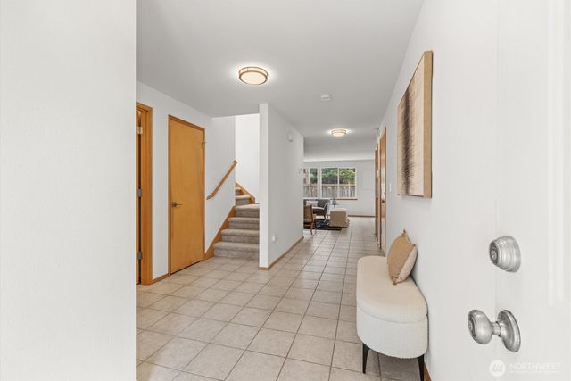 12828 175th Court SE, Renton, WA 98058