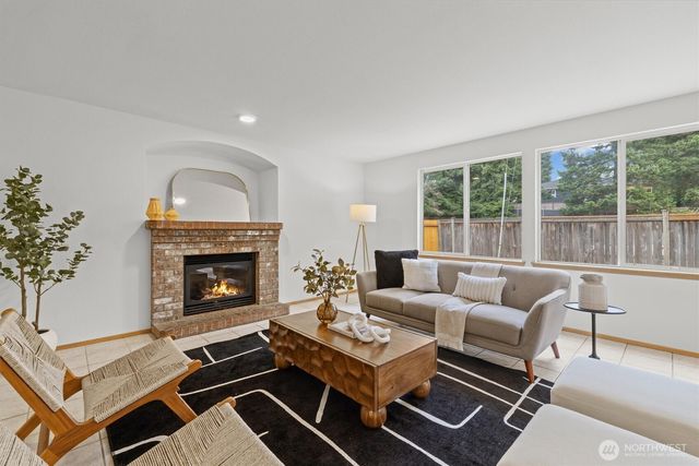 12828 175th Court SE, Renton, WA 98058