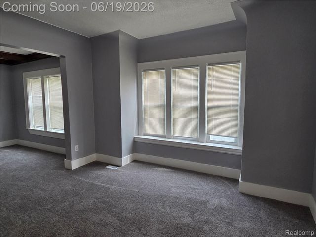1998 E Grand Boulevard, Detroit, MI 48211