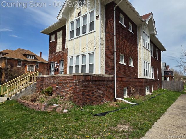 1998 E Grand Boulevard, Detroit, MI 48211