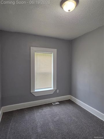 1998 E Grand Boulevard, Detroit, MI 48211