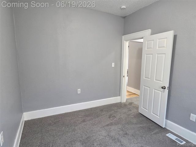 1998 E Grand Boulevard, Detroit, MI 48211