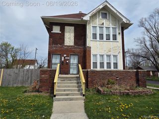 1998 E Grand Boulevard, Detroit, MI 48211