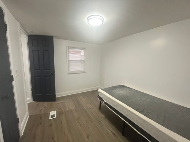 9001 S Cicero Avenue 121, Oak Lawn, IL 60453