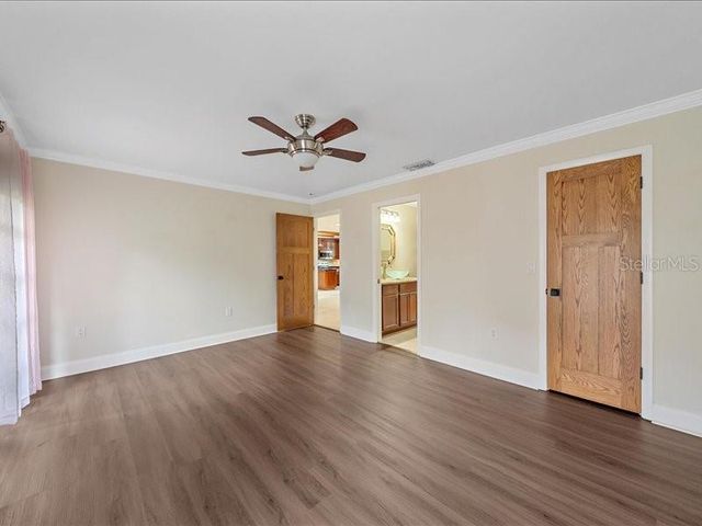 2499 HILLVIEW STREET, Sarasota, FL 34239