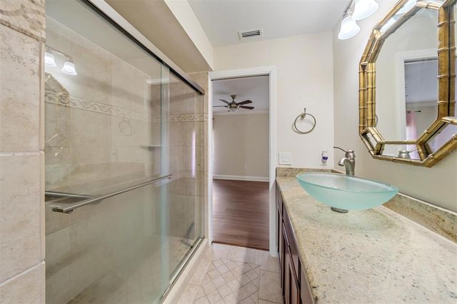 2499 HILLVIEW STREET, Sarasota, FL 34239
