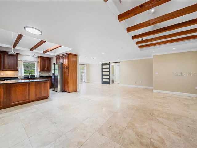 2499 HILLVIEW STREET, Sarasota, FL 34239