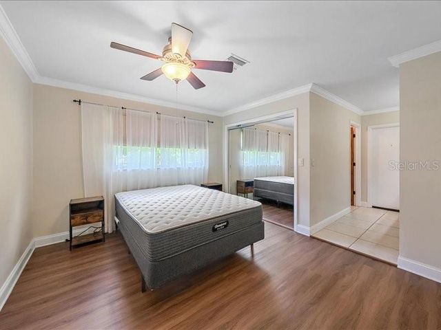 2499 HILLVIEW STREET, Sarasota, FL 34239