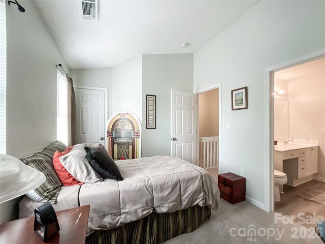 7841 Petrea Lane 3303, Charlotte, NC 28227
