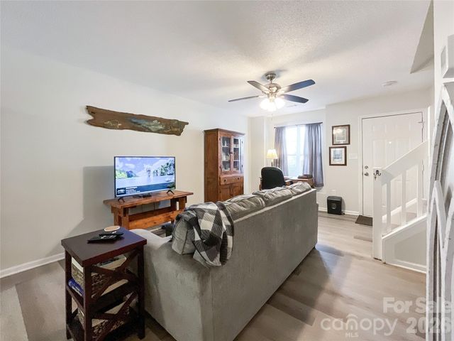 7841 Petrea Lane 3303, Charlotte, NC 28227