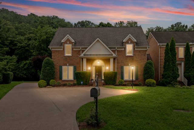 5212 Shenandoah Court, Nashville, TN 37220