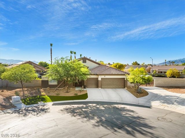 6717 Hawthorne Creek Court, Las Vegas, NV 89131