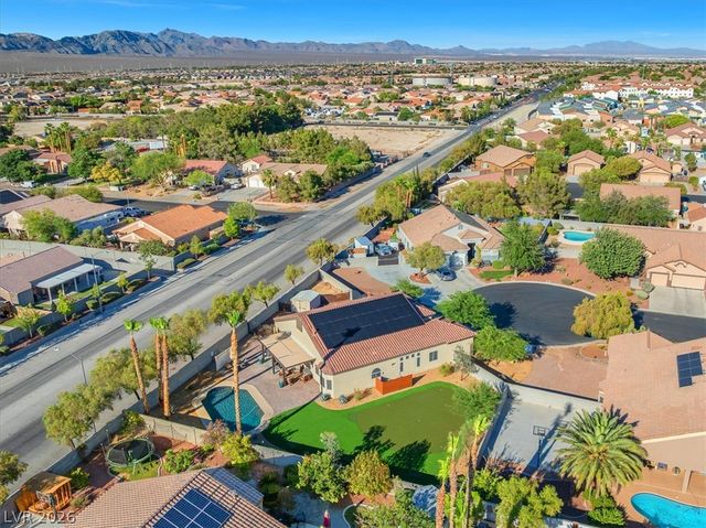 6717 Hawthorne Creek Court, Las Vegas, NV 89131